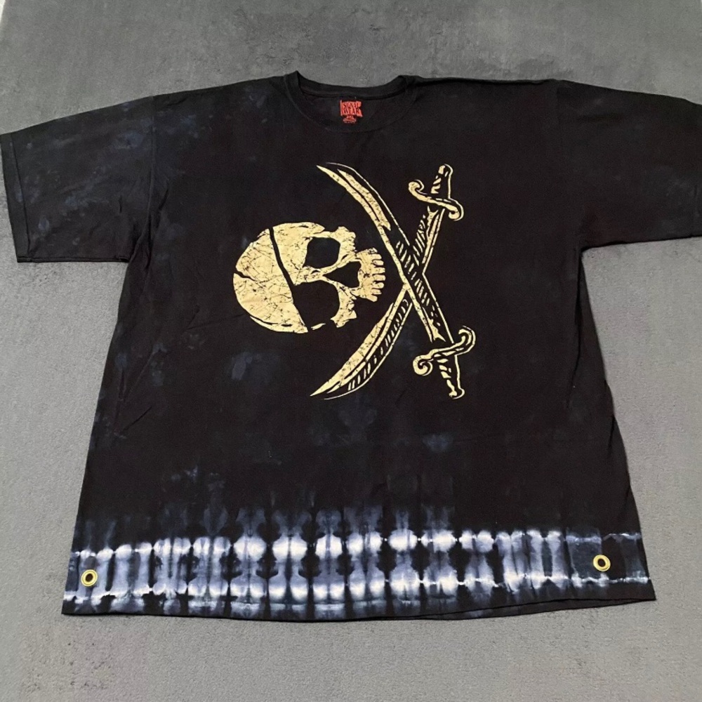 Signal Wear Lake Tahoe Pirate Flag Skull Crossbone Tye Die Graphic Print Shirt